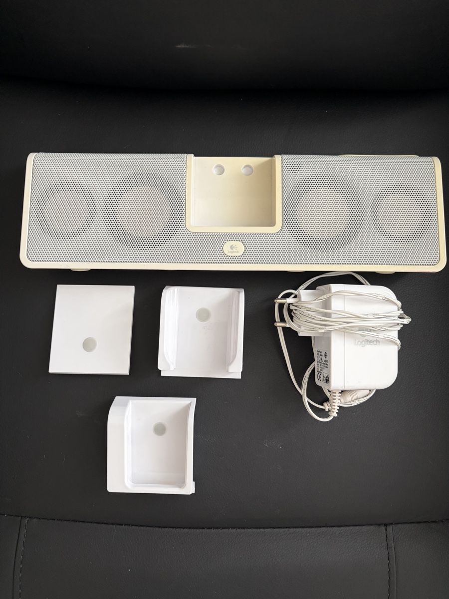 Logitech Casse acustiche: Logitech mm50 Portable iPod Lautsprecher / Dock – Usato da Gümligen venduto da NicolasScheidegger