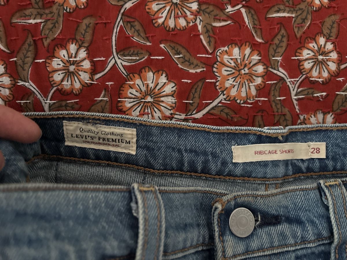 Levi's Jeans: Levi‘s Ribcage Shorts – Gebraucht aus Meilen von jotnick 1