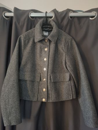 Zara Jacke Grau mit goldenen Knöpfen, Grösse S