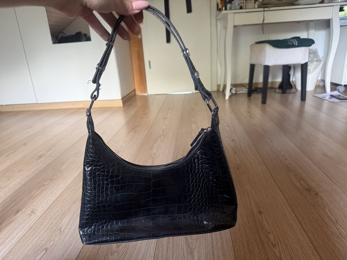 Mango Borse da donna: Sac noir, mango – Usato da Grand-Lancy venduto da laura_oeg
