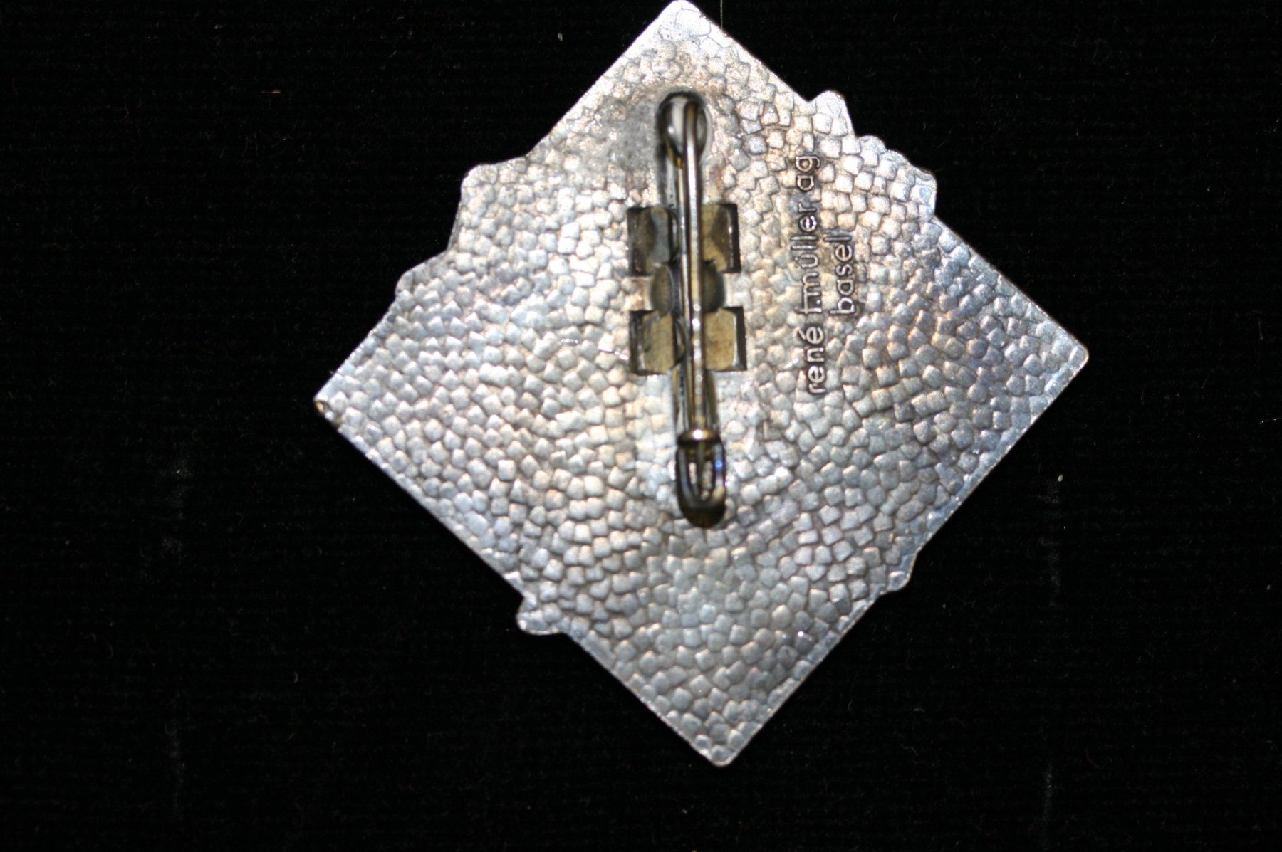 Basler Placchette & Badge: Basler Fasnachtsplakette 1997 Silber – Usato da Allschwil venduto da Schluurbi605 1