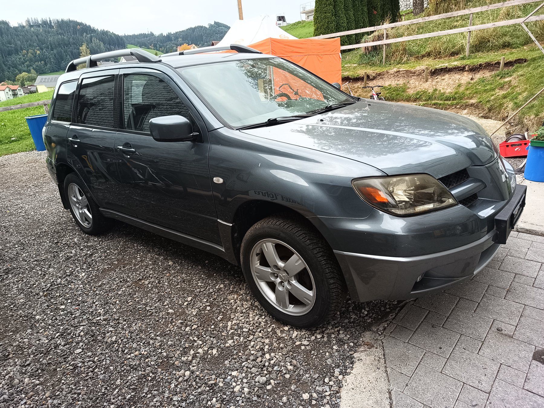 Mitsubishi Automobili: Mitsubishi Outlander 4x4 2.4 – Usato da Oberegg venduto da A-Z.Handel.Loehrer 4