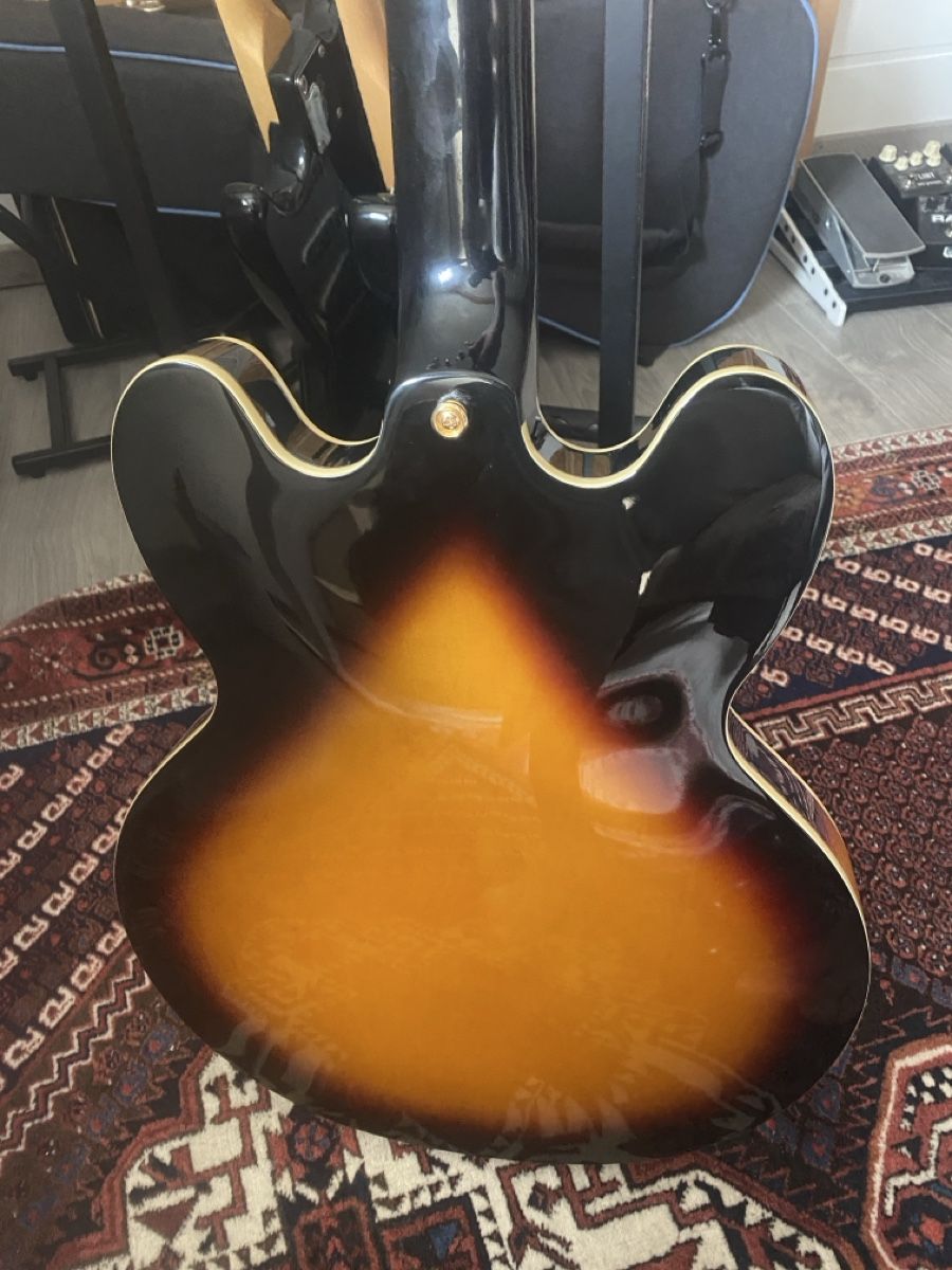 Epiphone Strumenti musicali: Epiphone Sheraton Pro II Sunburst – Usato da Les Charbonnières venduto da bap_s68x 1