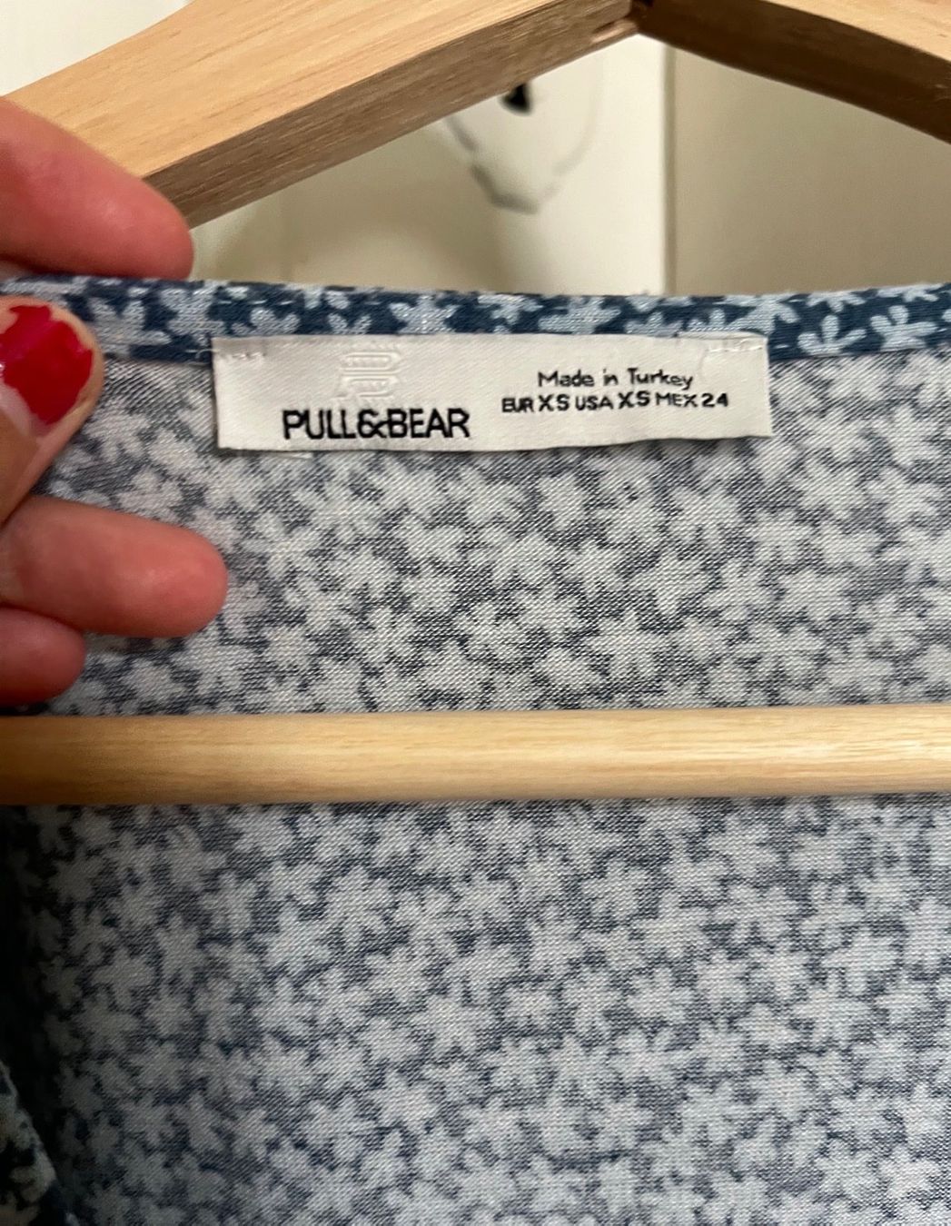 Pull&Bear Kleider: Kleid mit Blümchen – Gebraucht aus Bern von ver_9rc9 2