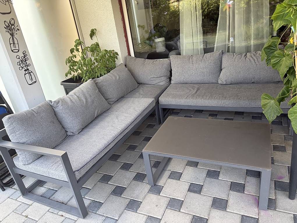 Sofas: Gartenlounge – Gebraucht aus Emmenbrücke von leandri11 1