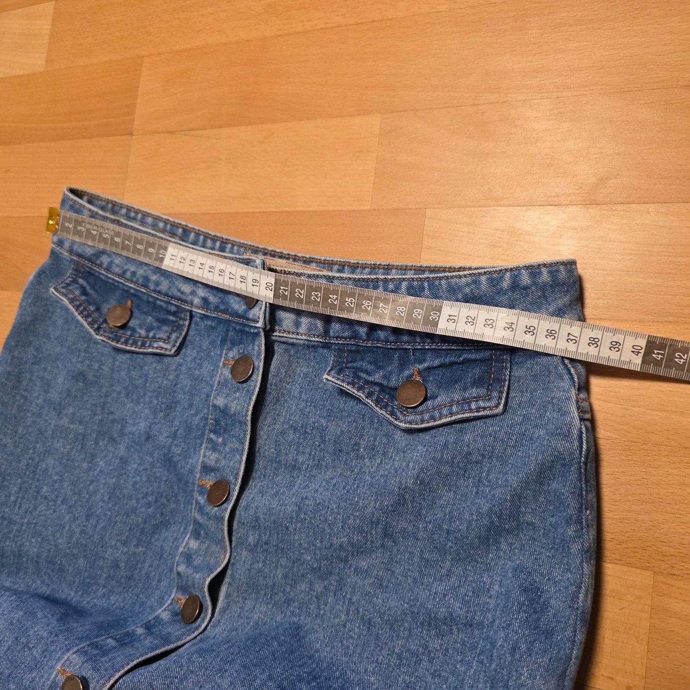 Zara Gonne: ZARA Basic Dept Jeansrock Midi Knopfleiste Denim Gr. M – Usato da Wald ZH venduto da CapLux 6