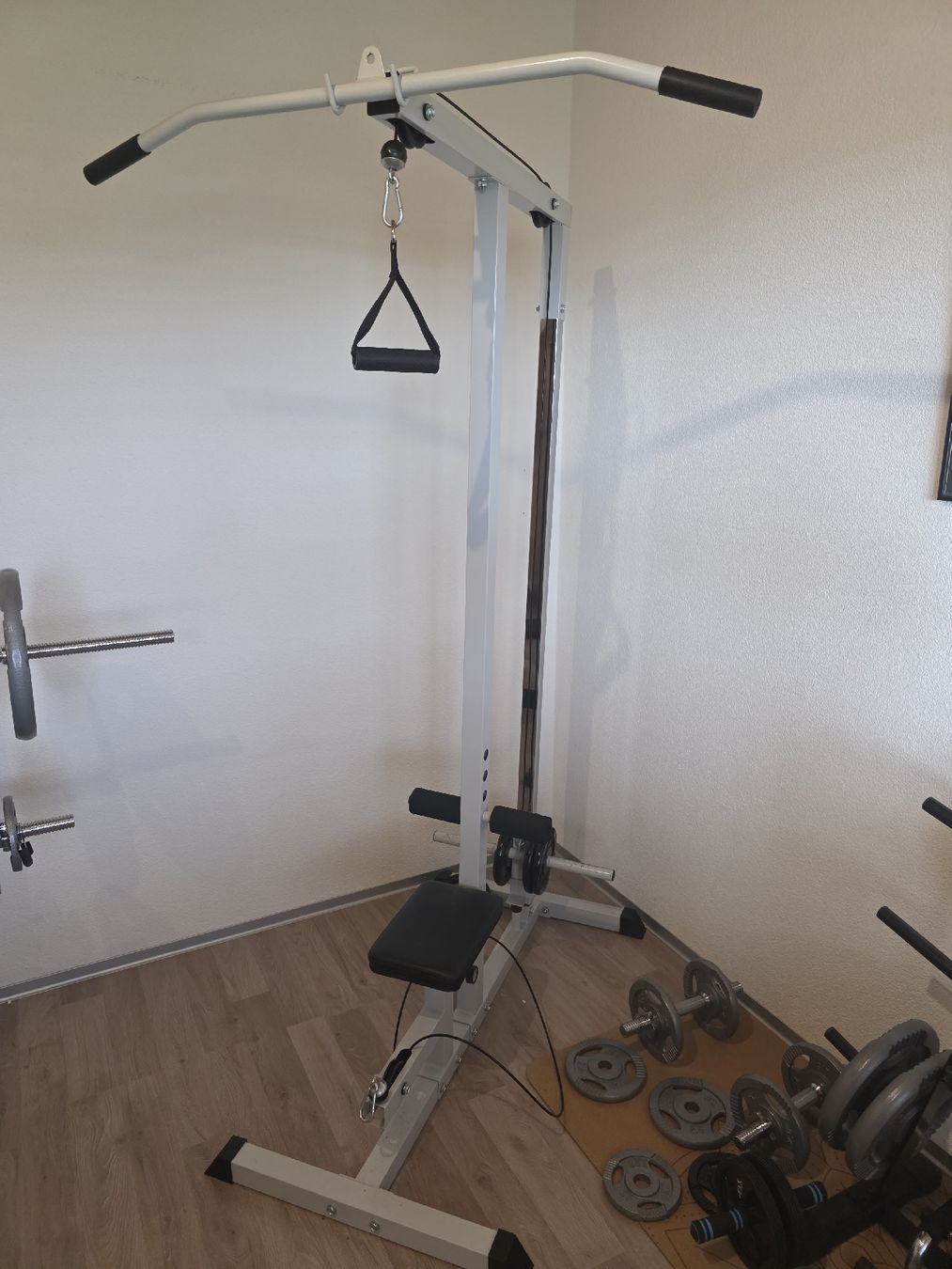 Vélos d'appartement: Fitnessgerät Latzug – D'occasion à Düdingen par AebischerK