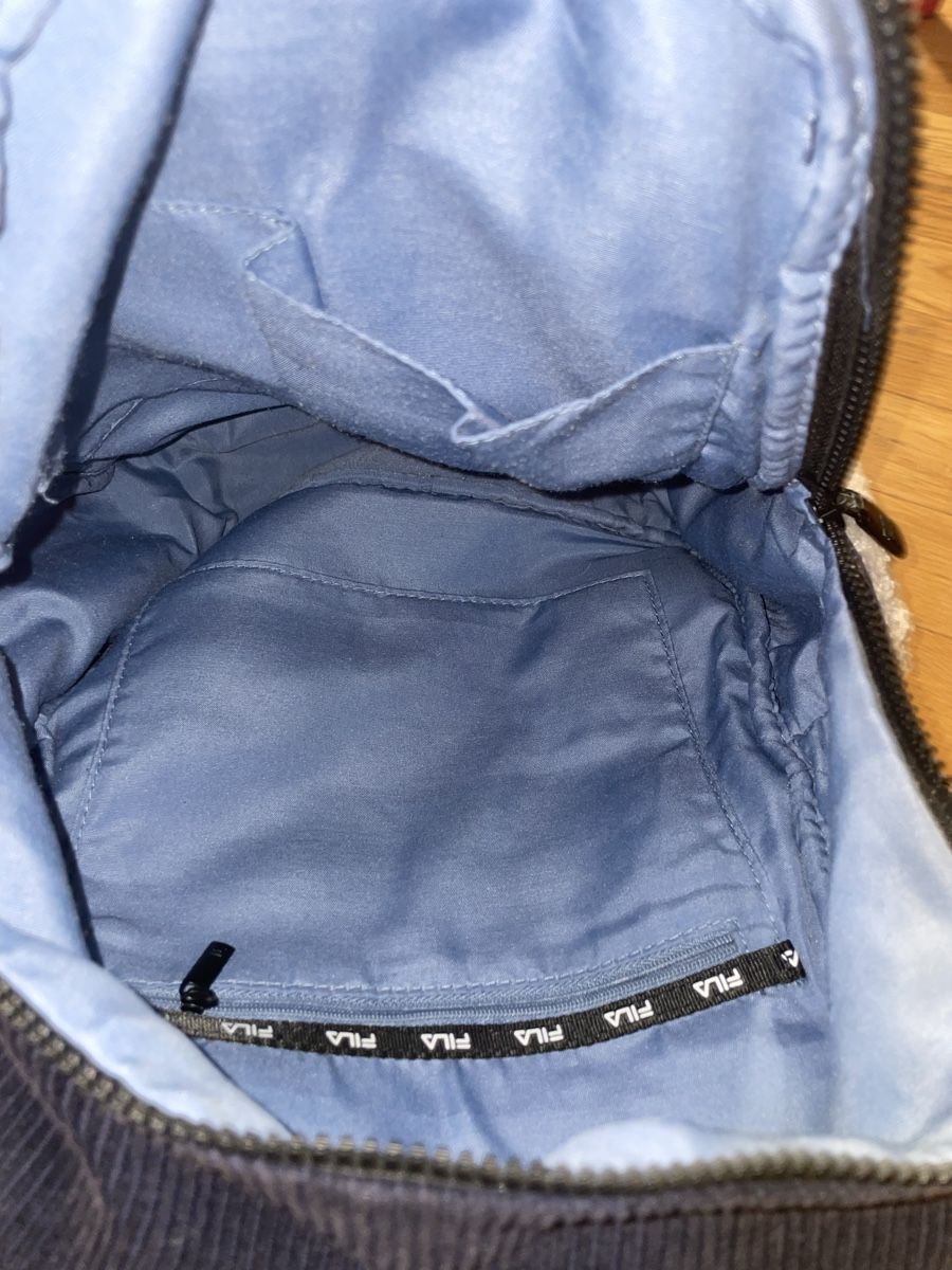 Fila Borse & Zaini: Flauschiger Fila Rücksack – Usato da Niederhasli venduto da ioa_k5sq 2
