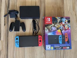Nintendo Switch OLED mit 2 Spielen