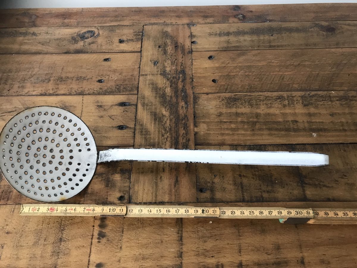 Elettrodomestici da cucina: Alte Schaumkelle Schöpflöffel Emaille – Usato da Rapperswil SG venduto da cosiba01 4
