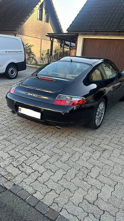Porsche Automobili: Porsche 911 (996) – Usato da Eiken venduto da sola08 4