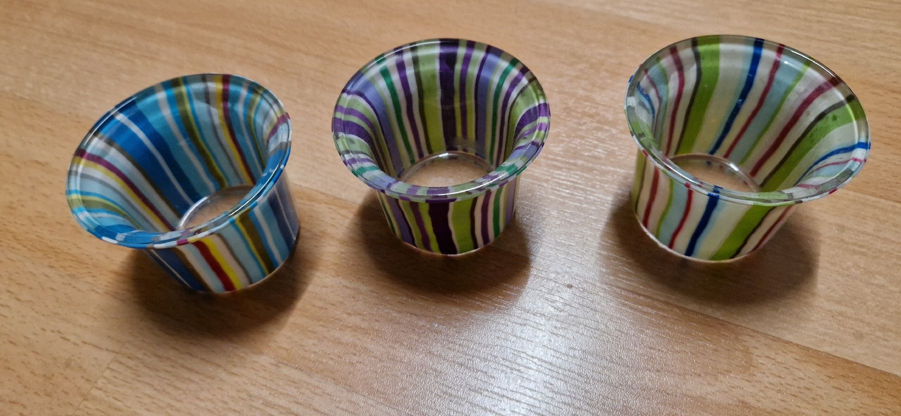 Portacandele: 3er Set bunte Teelichthalter aus Glas – Usato da Gasel venduto da sale65