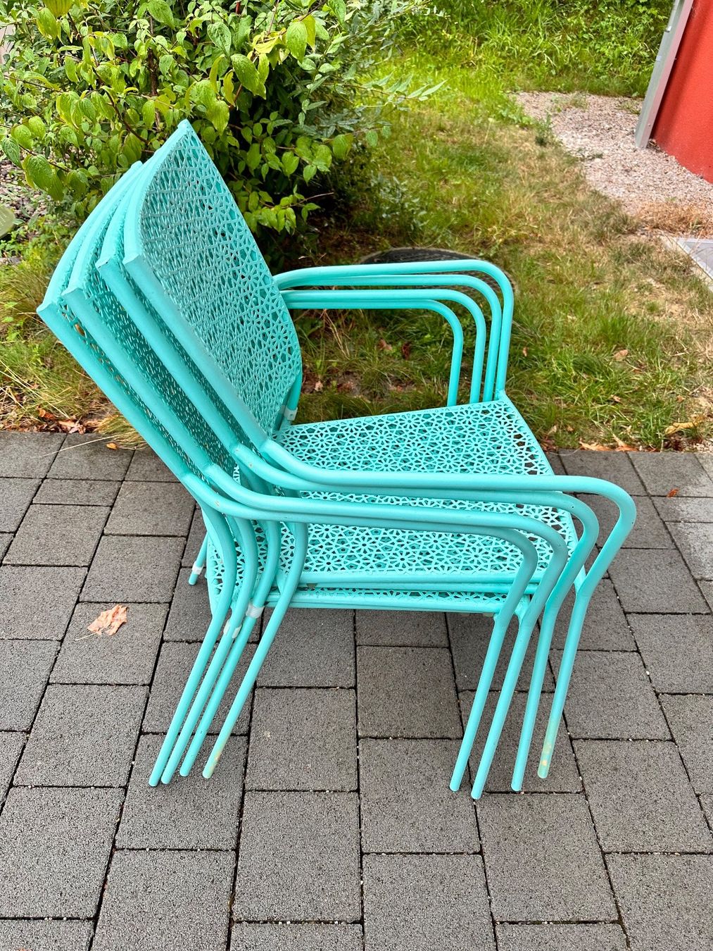 Gartenstühle: 4 Gartenstühle metall stapelbar – Gebraucht aus Allschwil von  1