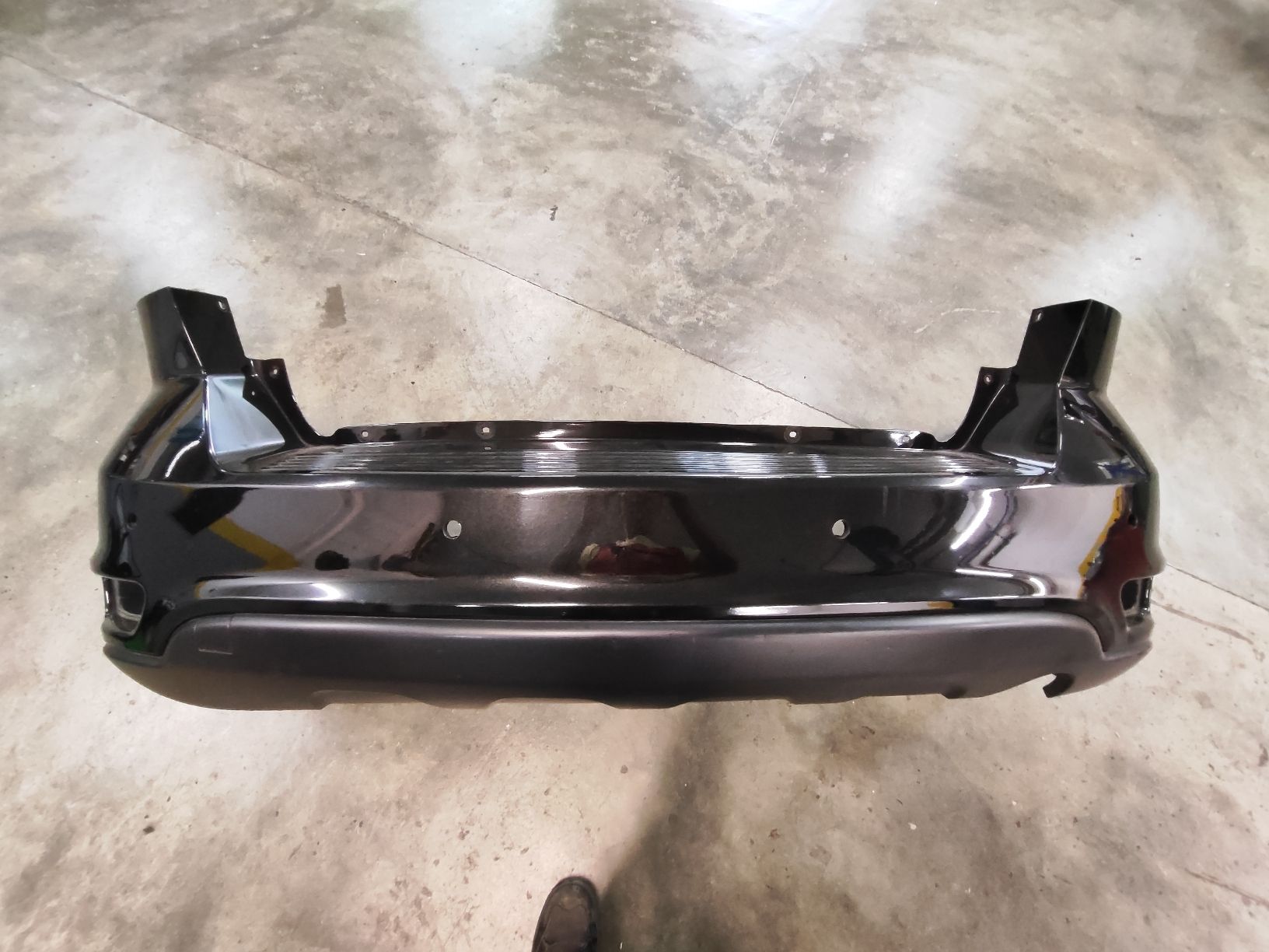 Tutti pezzi di ricambio auto: Fiat Freemont Stossstange hinten – Usato da Schafisheim venduto da spr_7cj5 3