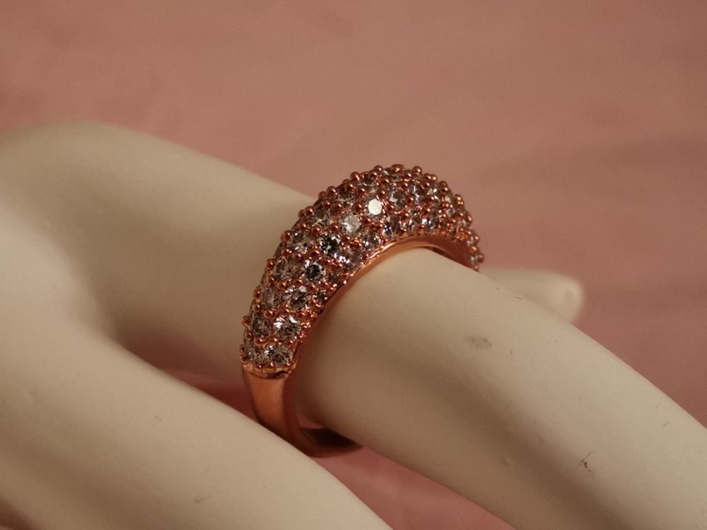 Swarovski maeva store ring