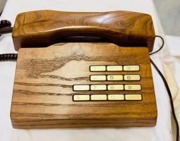 TELEPHONE EN BOIS MASSIF - TELEFON AUS MASSIVHOLZ -