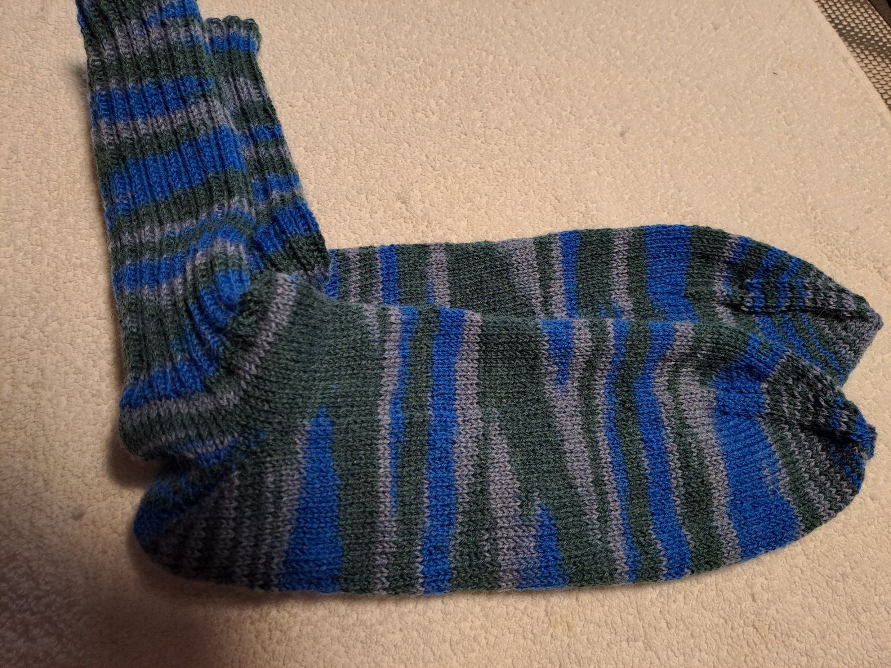 Calze: handgestrickte Socken Grösse 42 / 43 – Nuovo e nell'imballaggio originale da Tuttwil venduto da wolleundstoff
