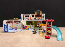 Playmobil Schule, Turnhalle & Spielplatz