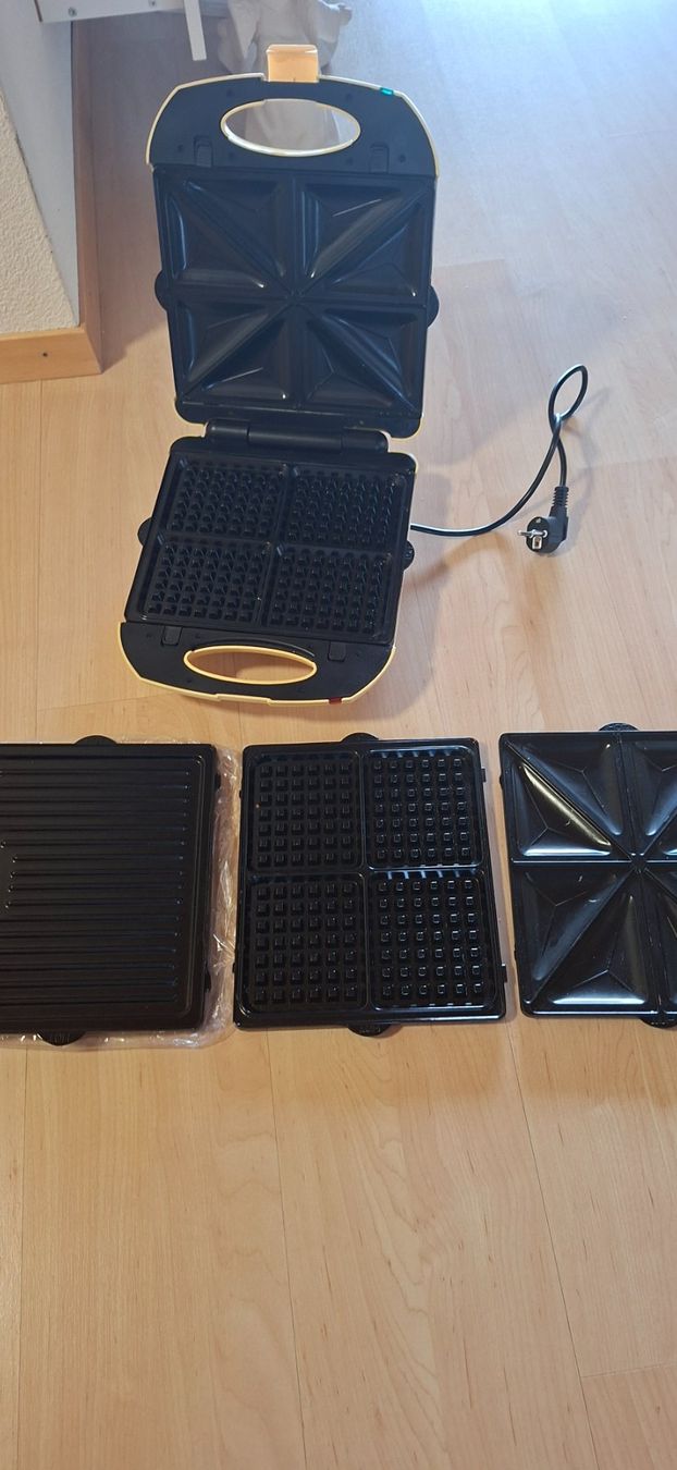 Küchengeräte: Waffeleisen, Sandwichmaker, Grillplatten – Gebraucht aus Männedorf von Mis_nl7l 3