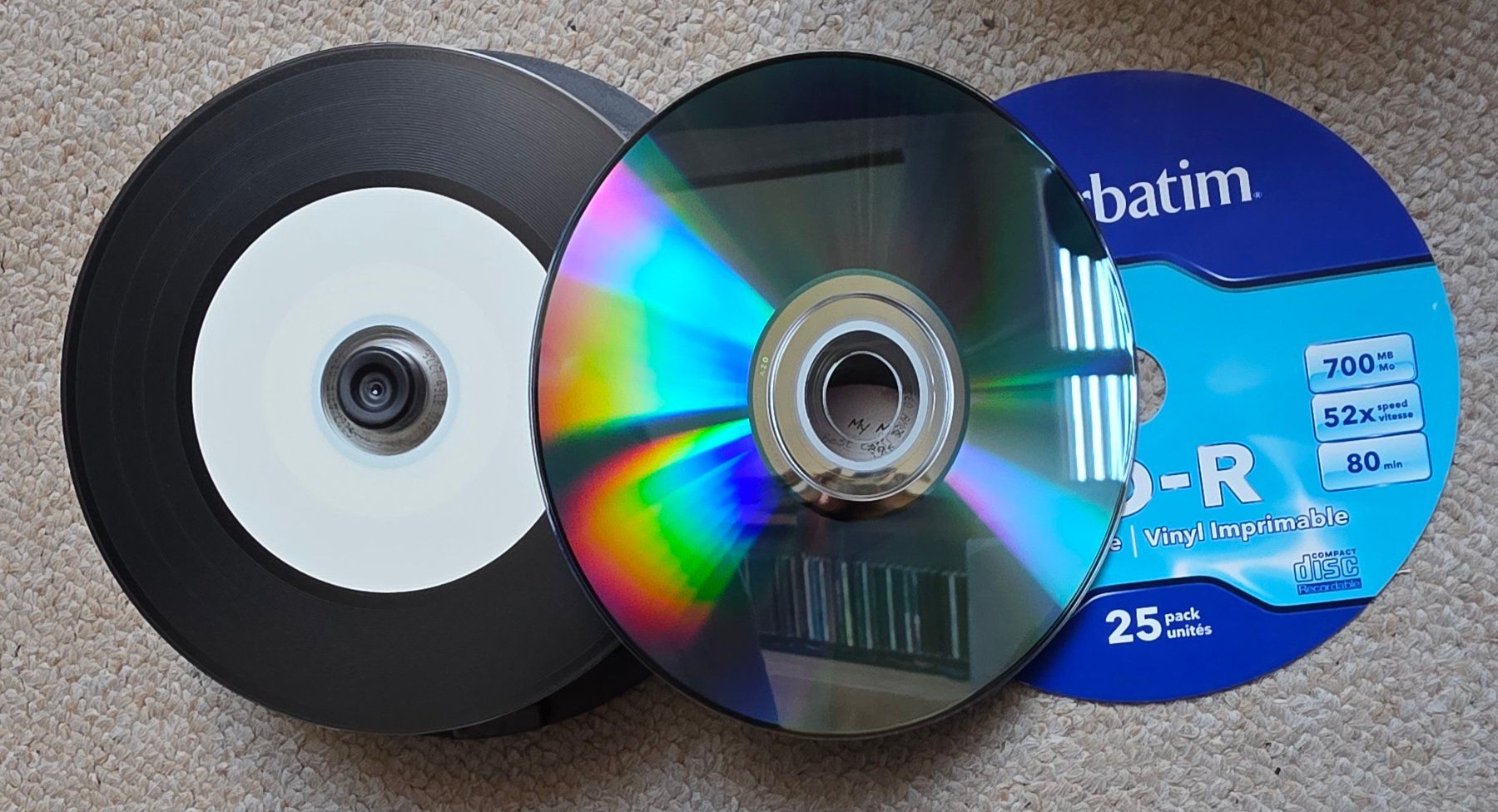 CD & DVD vergini: Verbatim CD-R Vinyl 3 Pack à 25 Stck. – Nuovo e nell'imballaggio originale da Unterkulm venduto da falkennest01 1