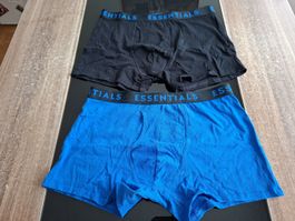 2 neue Boxershorts Essential (Migros) XL