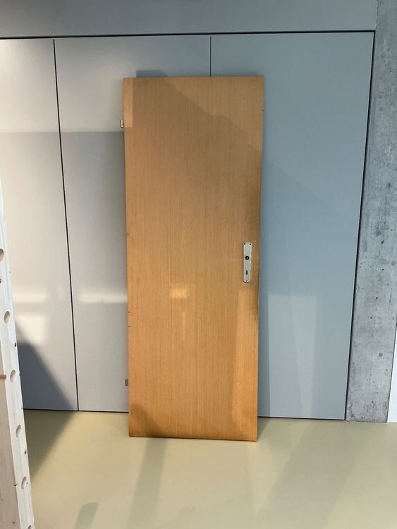 Porte: Holztüre – Usato da Zug venduto da Bauteile-Zug