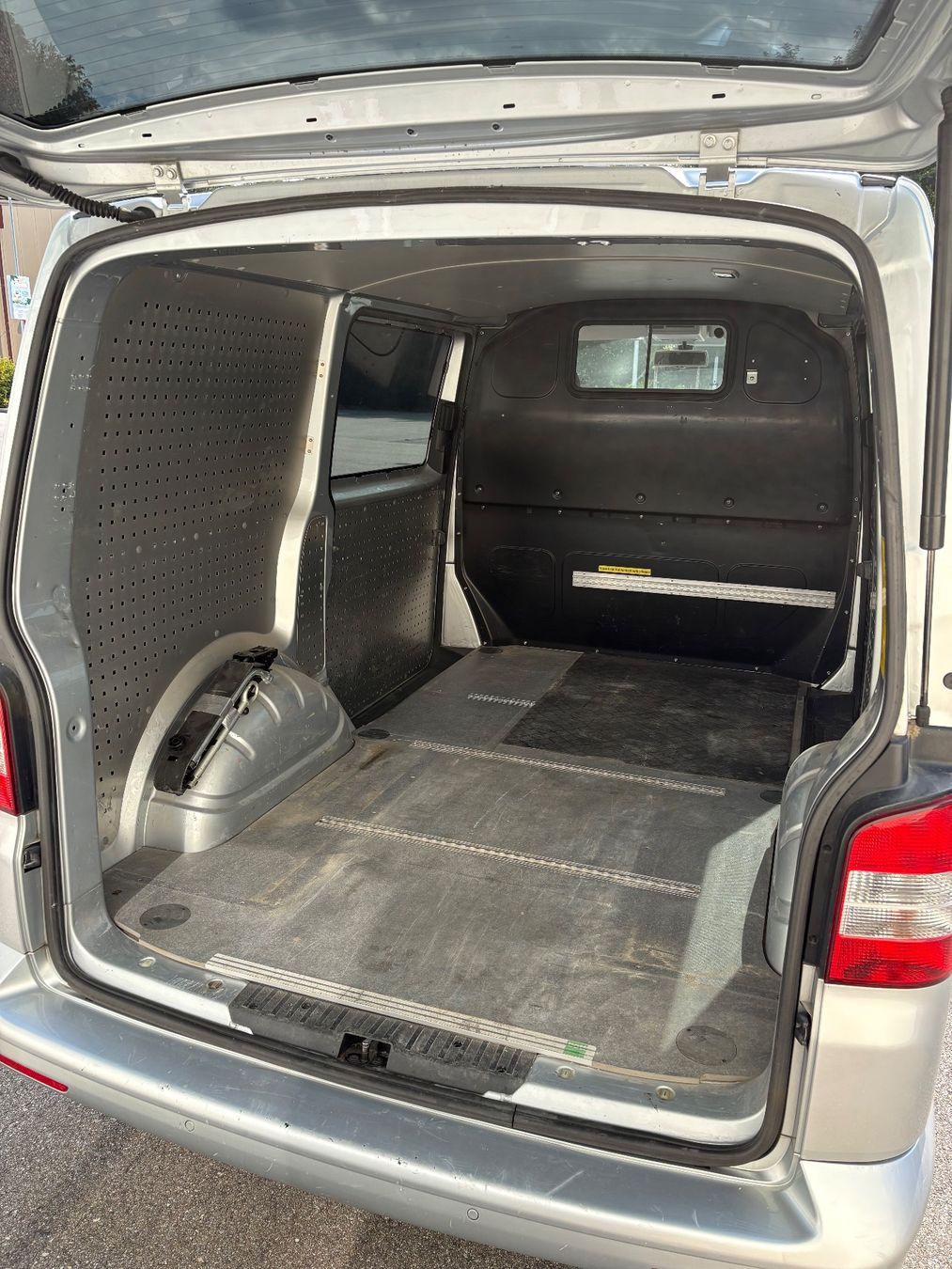 VW Veicoli commerciali: VW T5 Frisch ab Mfk – Usato da Huttwil venduto da Matu123 4