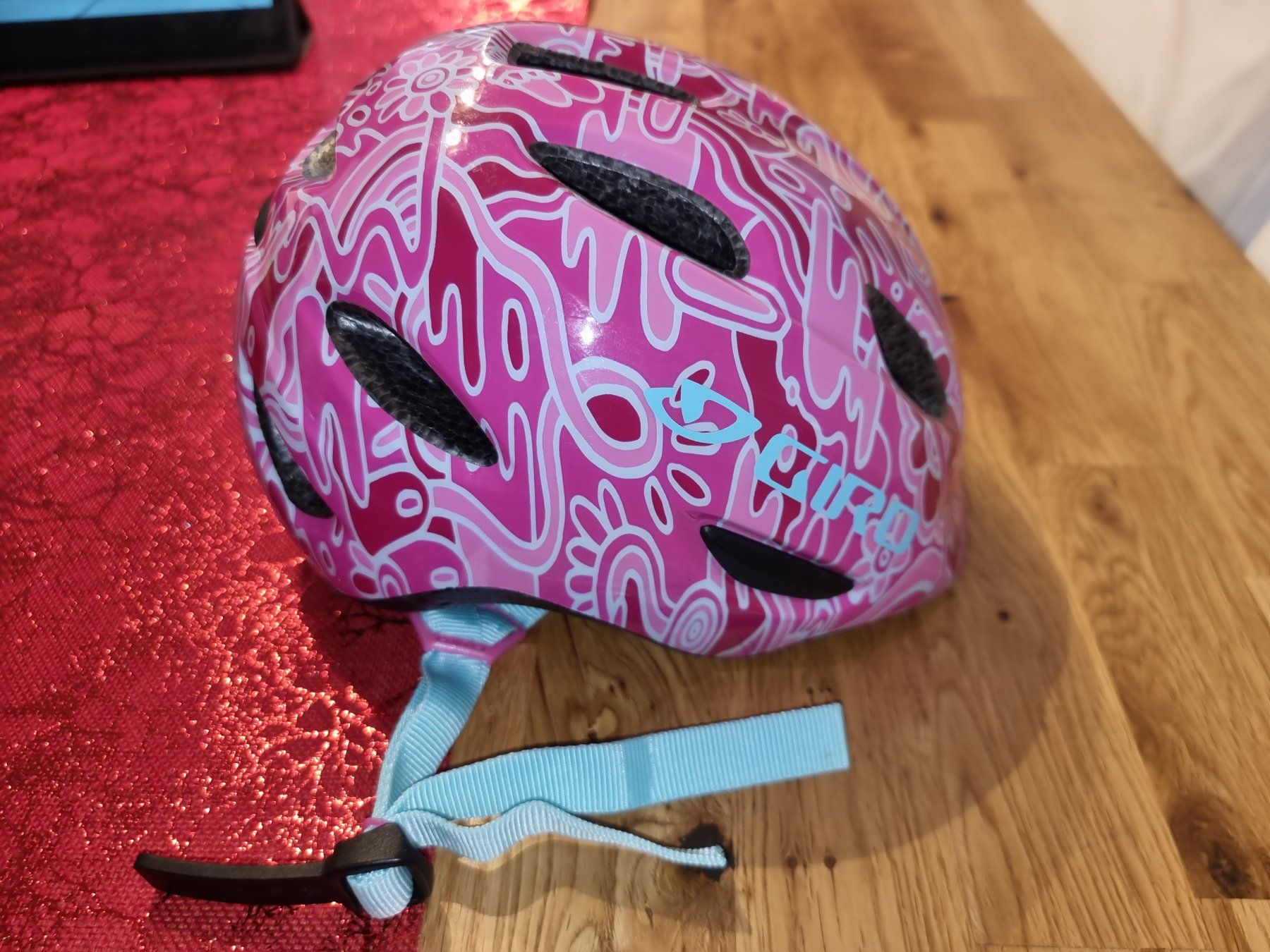Giro Caschi: Kinder Helm gr. Xs – Usato da Wetzikon ZH venduto da cid_veronika 1