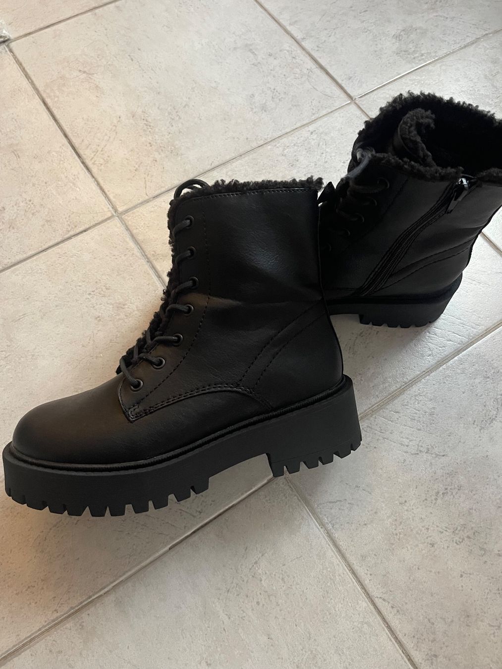 Dosenbach Chaussures femmes: Winterschuhe – D'occasion à Luzern par ygl_8hn7 4