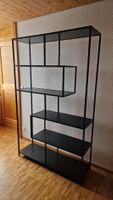 Offenes Regal in Schwarz, Metall/Holz, modern