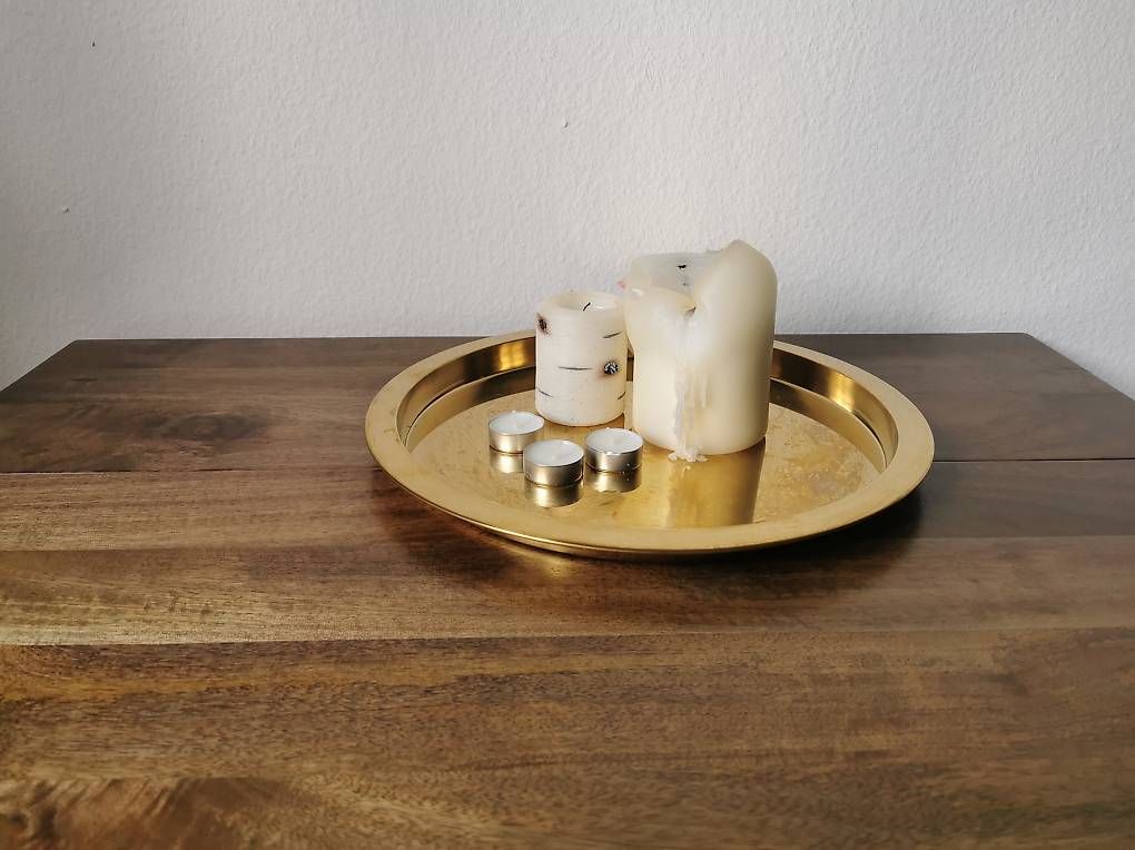 Plateaux: IKEA GLATTIS Tablett, messingfarben – D'occasion à Lenzburg par kgei