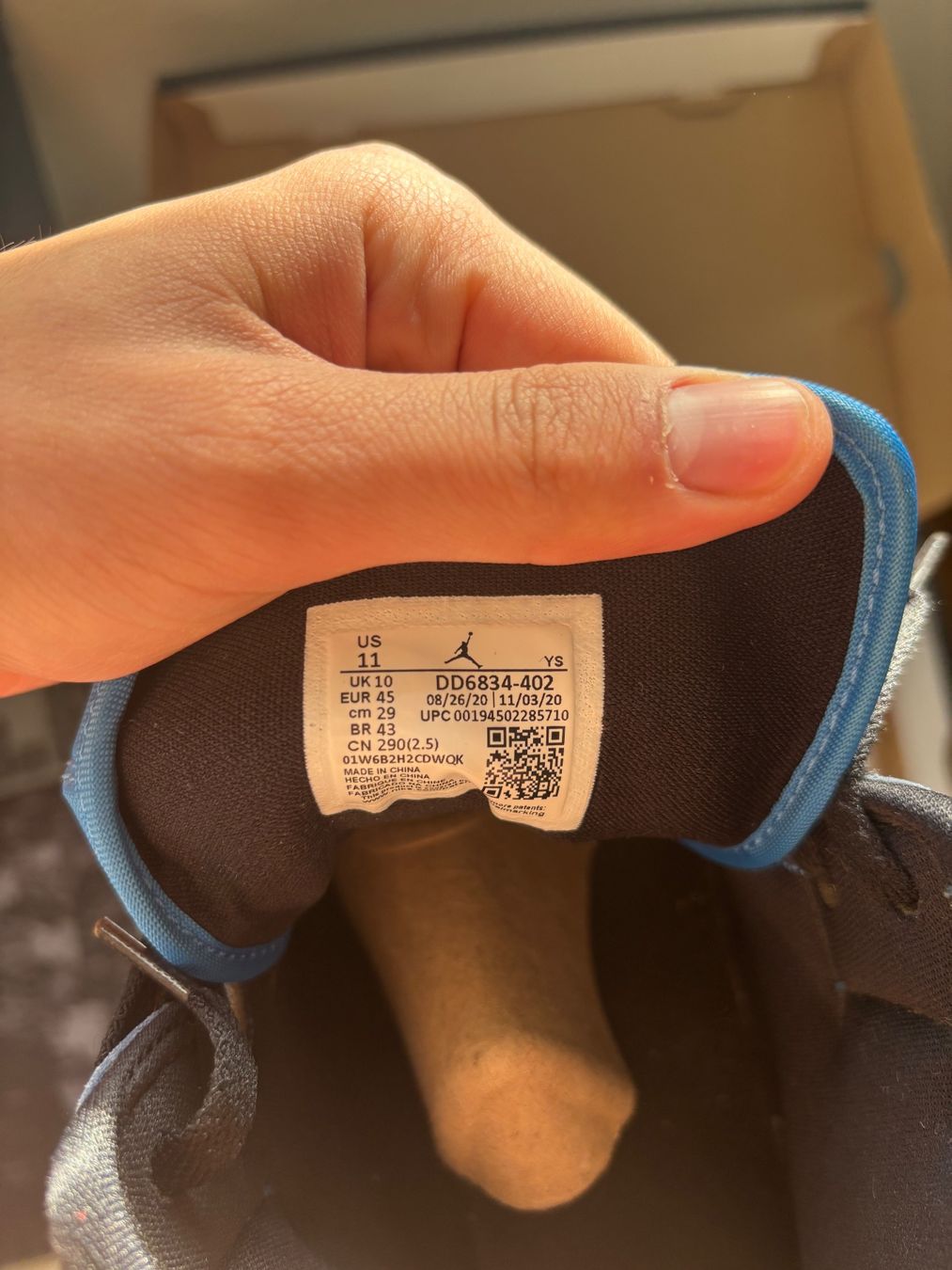 Jordan Scarpe da uomo: Nike Jordan 1 Royal Blue – Usato da Lausanne venduto da Kallista-Atelier 3