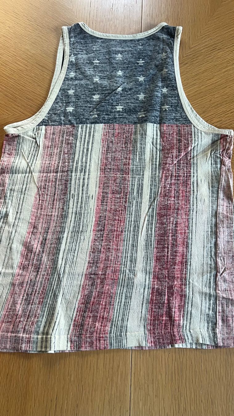 T-shirt: Hard Rock Cafe Top Sommer Herren Gr. SMALL – Usato da Schübelbach venduto da Dolly990_2 3