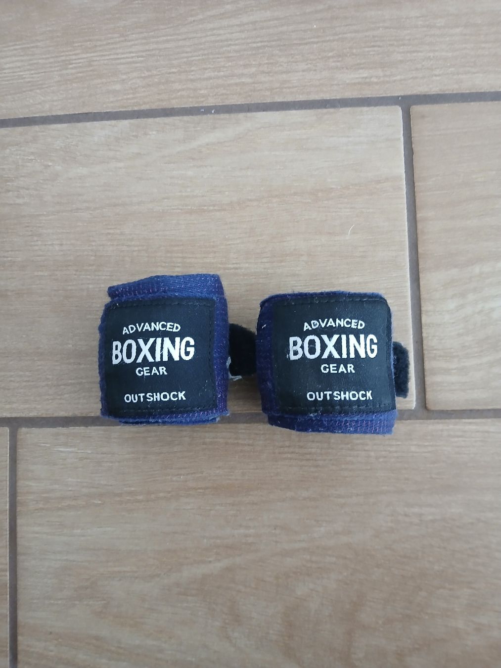 Decathlon Nastri decorativi: Outshock boxing hand wraps blue used condition pair – Usato da Zürich venduto da bas_fcs5
