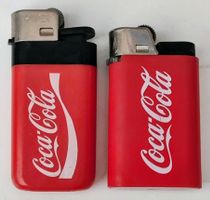 2 alte Coca-Cola Feuerzeuge