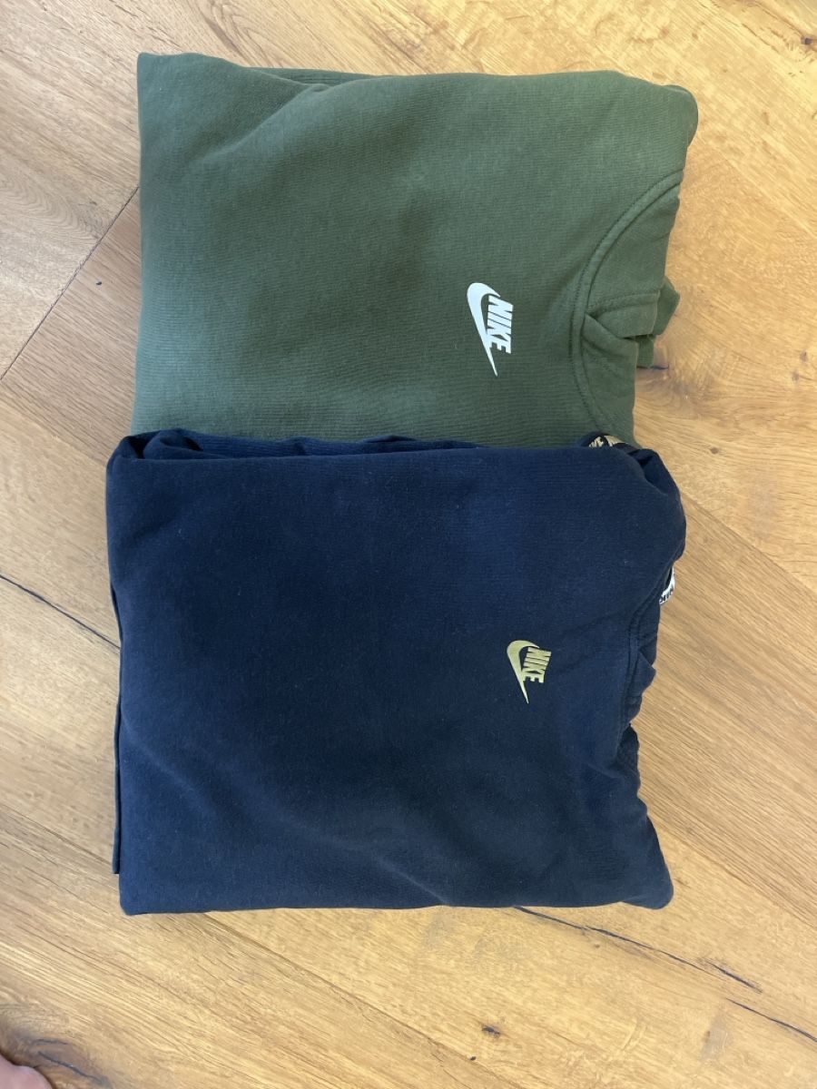 Nike Pullover & Sweatshirts: Nike Pulli Gr. 158-170 cm – Gebraucht aus Rudolfstetten von Stern042