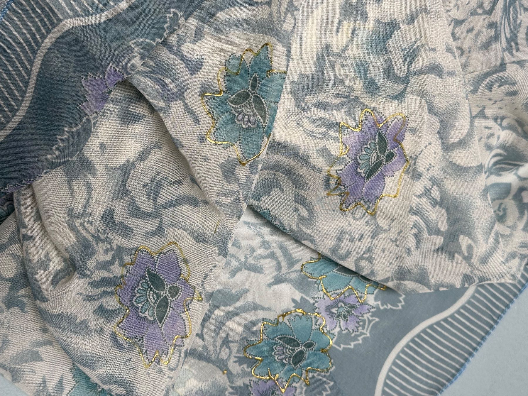 Foulards, Tücher & Schals: Strandtuch – Gebraucht aus Leuk-Stadt von 2thcircle 3