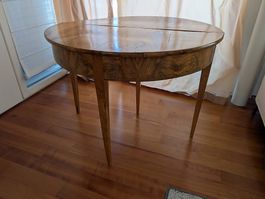 Antiker Biedermeier Demi-Lune Tisch Nussbaum Ø 108 cm