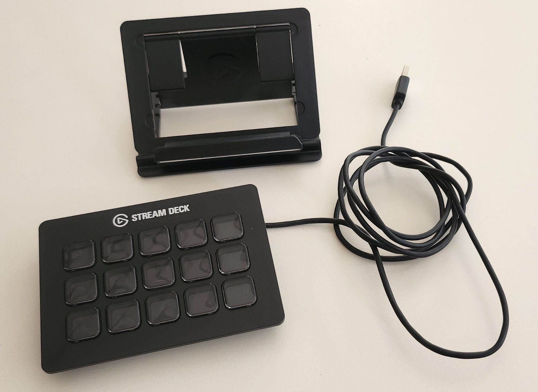 Tastiere: Elgato Stream Deck – Usato da Zollikerberg venduto da sandokanhaus