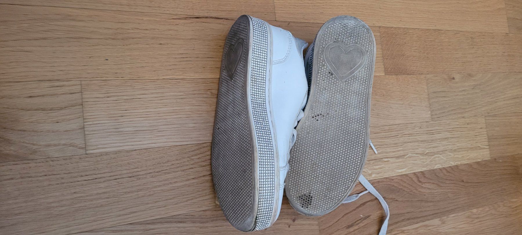 Scarpe per ragazze: Basket fille taille 32 – Usato da Gland venduto da Mezo81010 2