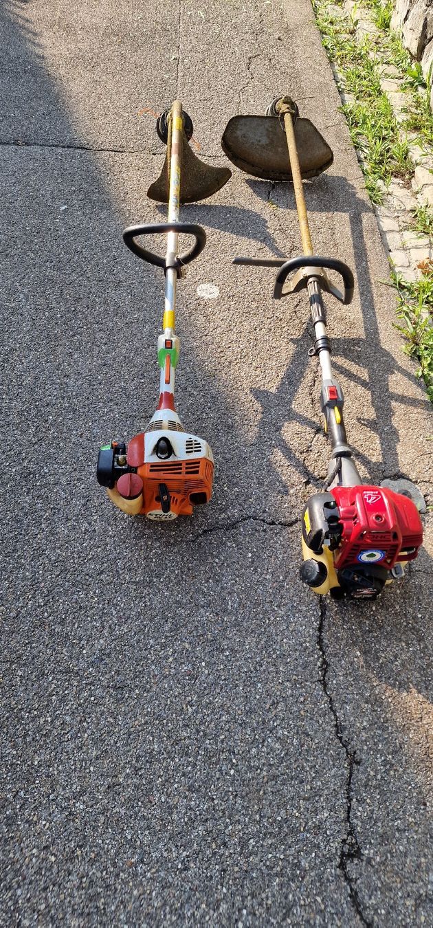 Honda Rasenmäher: 2 Rasentrimmer Stihl und Honda – Gebraucht aus Tagelswangen von Axel_36 2