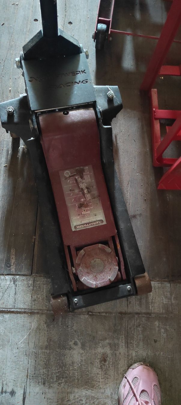 Hebebühne & Wagenheber: Rangierwagenheber rot  – Gebraucht aus Nesselnbach von dog011 1