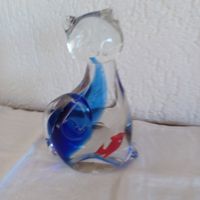 schnüselige Glaskatze mit Fisch im Bauch
