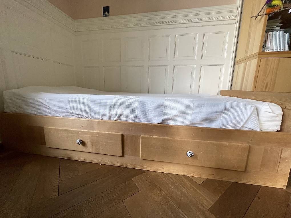 Letti: Antikes Bett – Usato da Chur venduto da Lunafa10