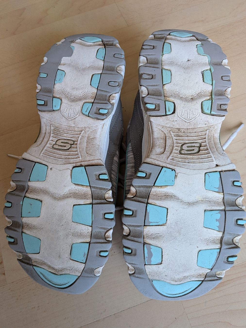 Skechers Chaussures femmes: skechers Schuhe gr.39 – D'occasion à Schötz par pemali 2