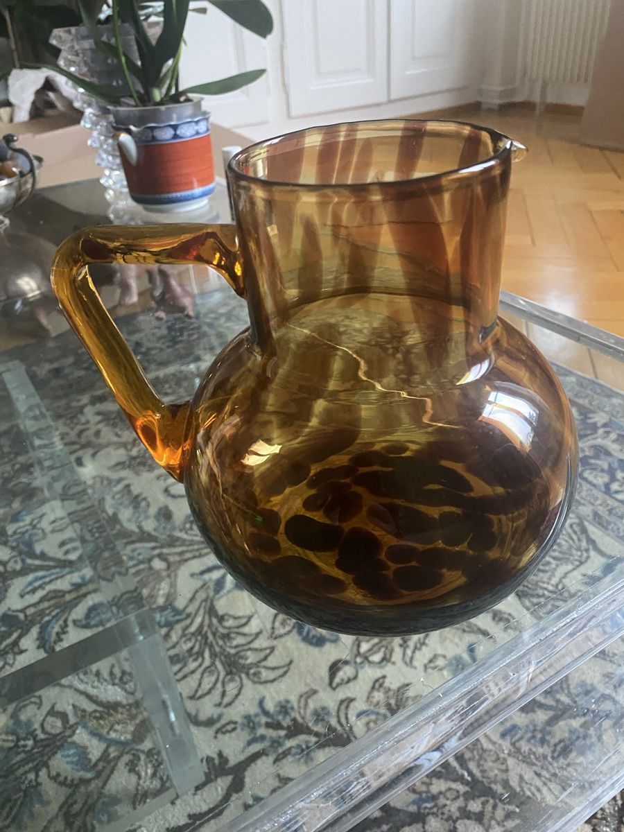 Caraffe: Caraffe verre vintage effet tortoise – Usato da Küssnacht am Rigi venduto da FFKA