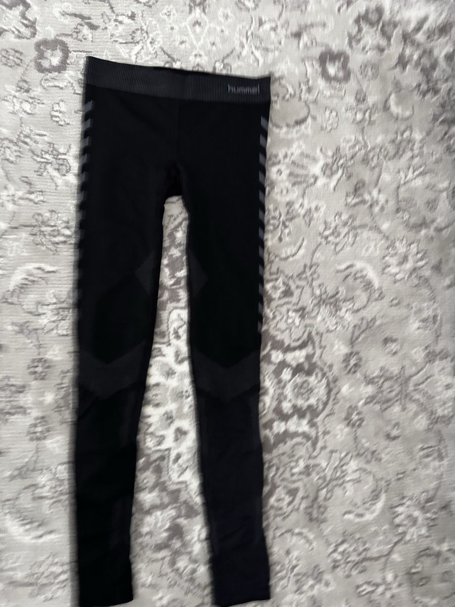 Hummel Leggings: Hummel Thermo-Hose – Usato da Schaan venduto da kri_tsw8