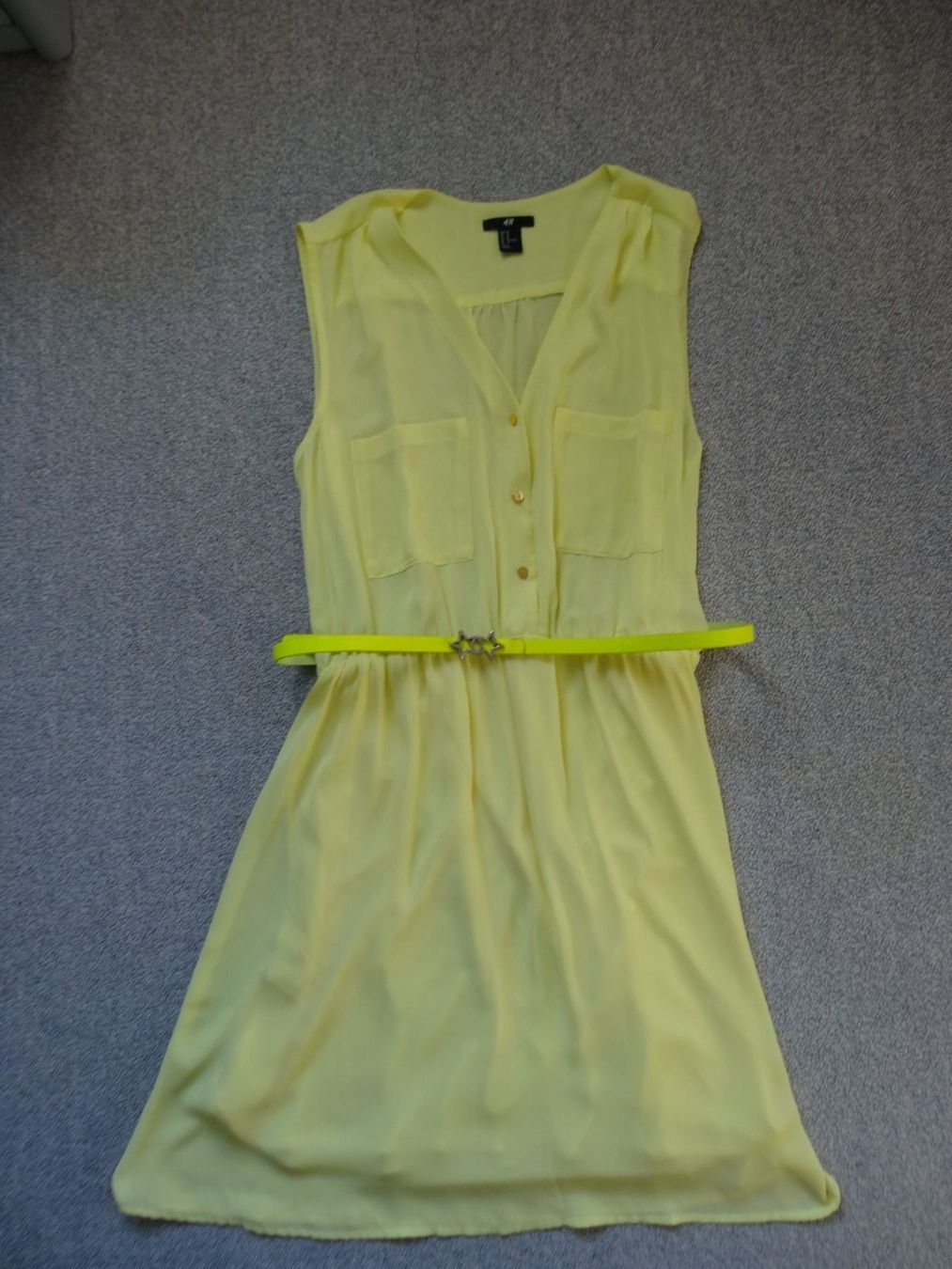 Kleider: Kleid Gr 44 – Neu (gemäss Beschreibung) aus Kleindöttingen von nev_tn7c
