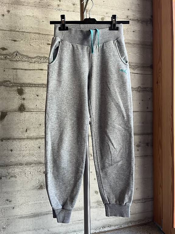 Puma Hosen: pantaloni puma da ragazzi – Gebraucht aus Gordola von tan_rv2x