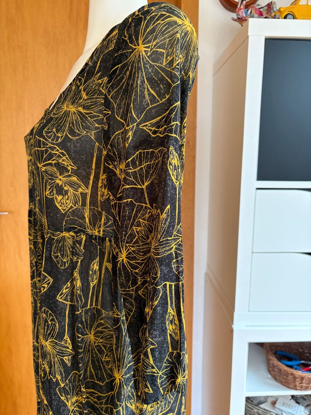 Nile Kleider: Nile Kleid mit Unterrock Gr. XS – Neu (gemäss Beschreibung) aus Elfingen von yaris100 2
